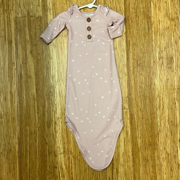 Caden Lane Knotted Gown - Picture 1 of 3
